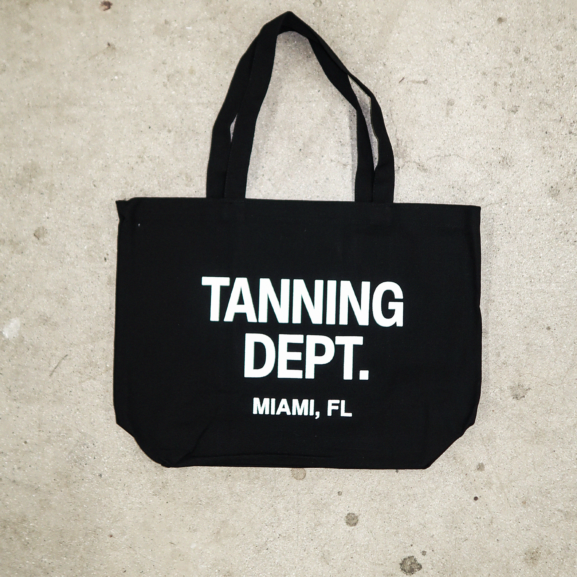 🎁 THE TRAVEL TOTE (100% off)