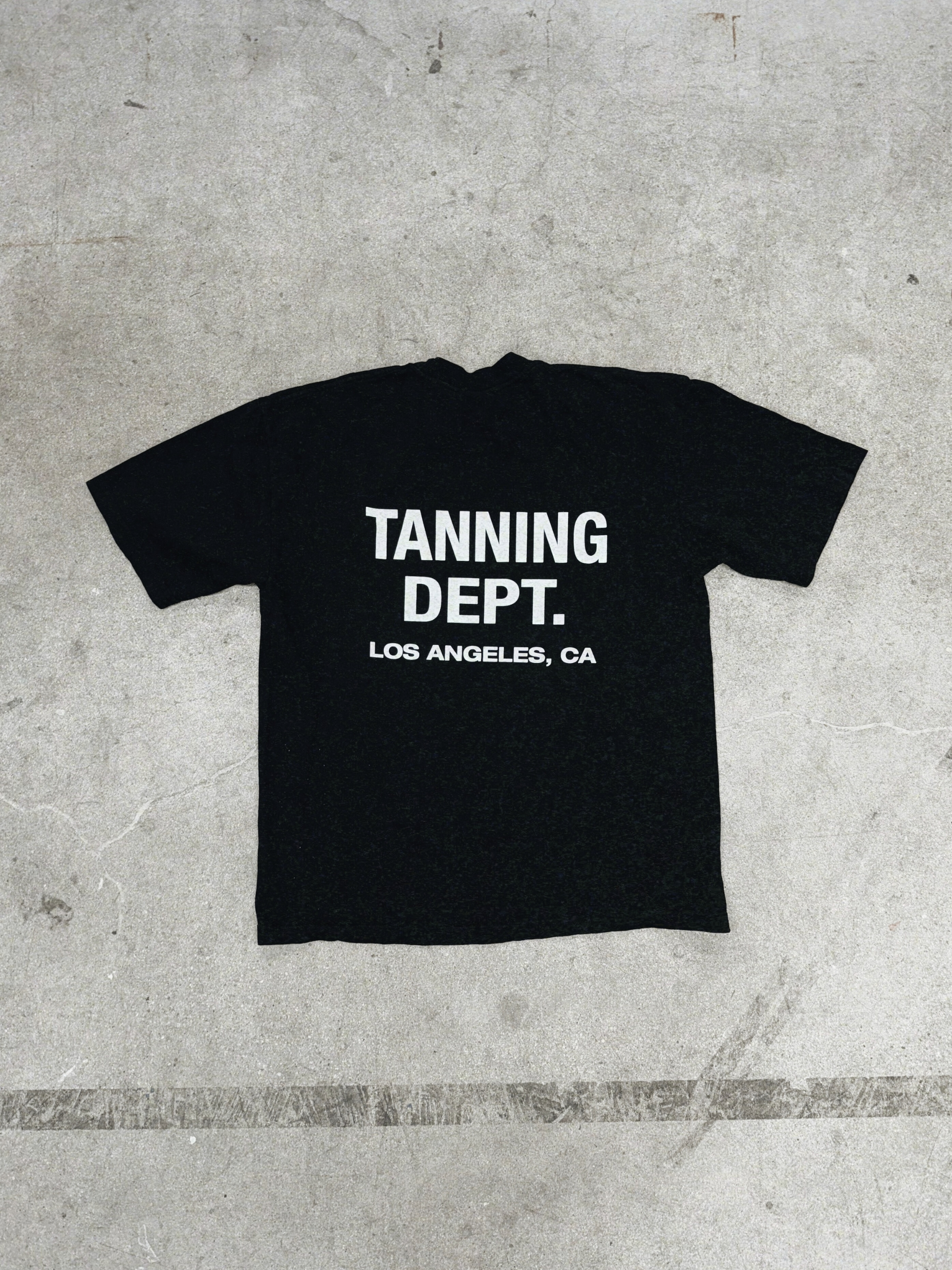 T-SHIRT BLACK