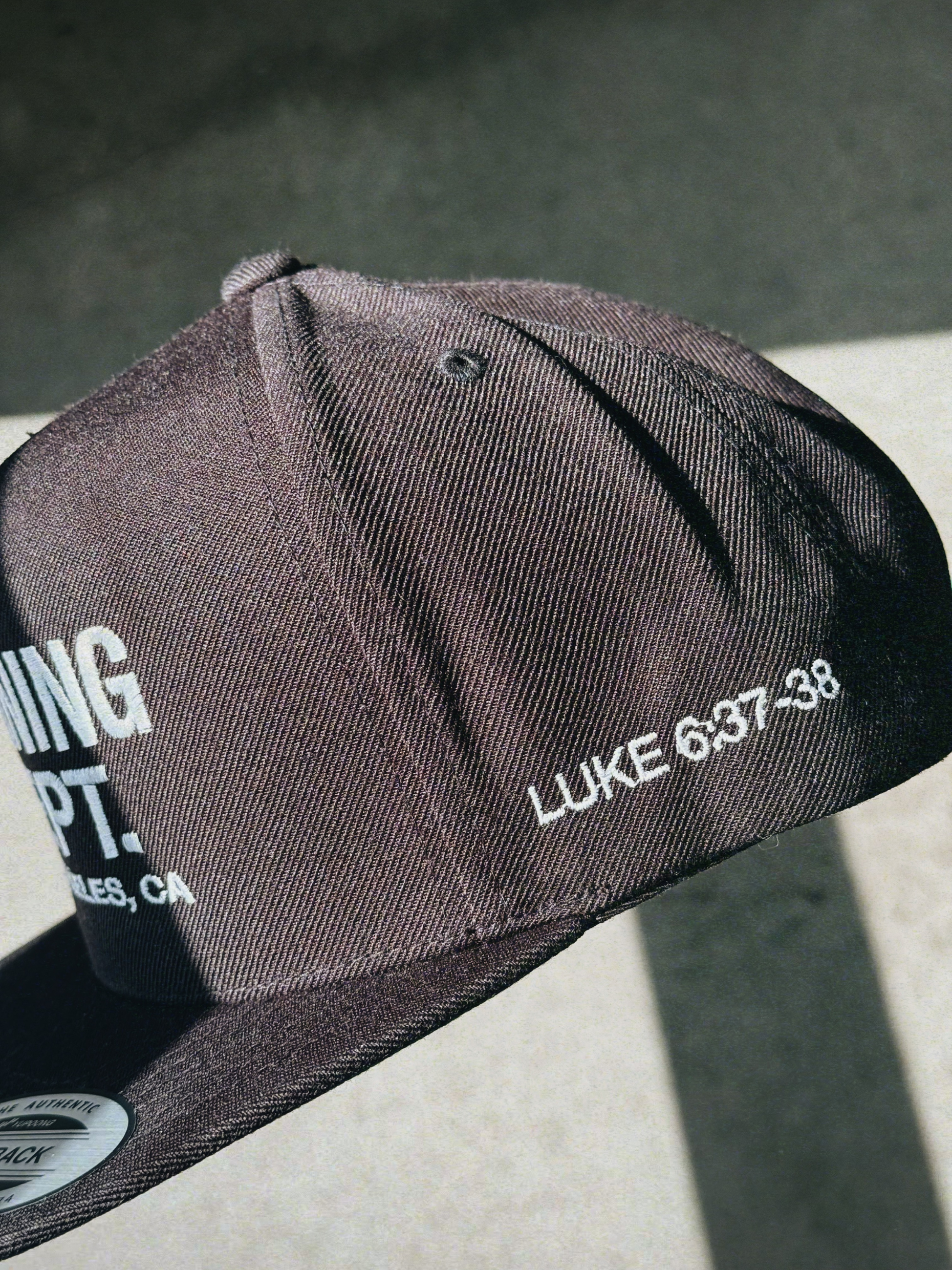 BLACK CAP