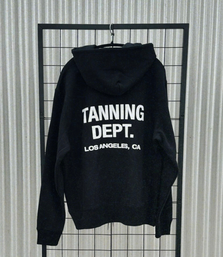 BLACK HOODIE